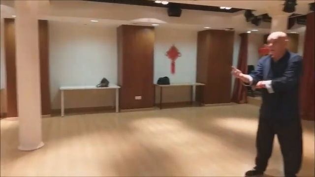 Вытягивание шёлковой нити смотреть онлайн