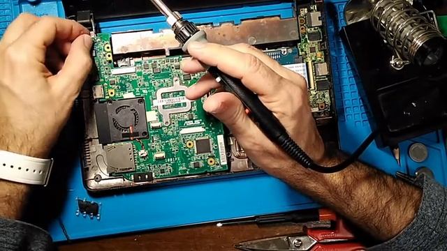 DV98 Riparazione Netbook ASUS Eee PC смотреть онлайн