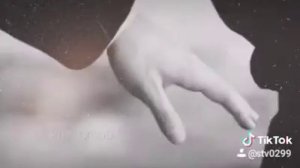 Про любовь, пары, держат за руку❤