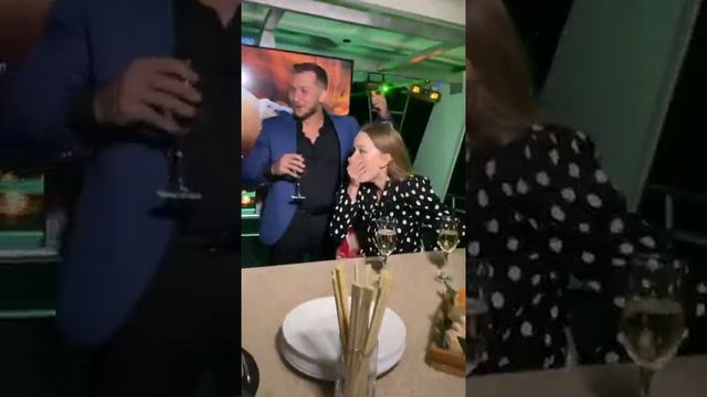 Инстасамка поздравляет фанатку с Днём рождения ? смотреть онлайн