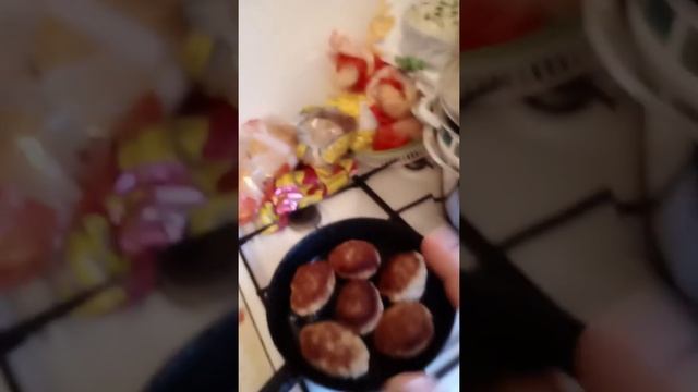 Что купила покушать и готовлю ужин смотреть онлайн