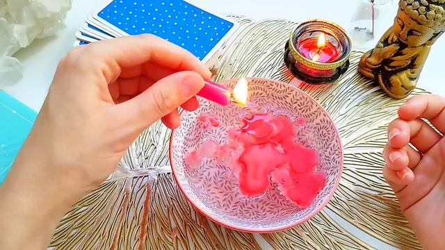 С минуты на минуту со дня на день что уже на пороге вас ?✨?⚡ гадание на воске смотреть онлайн