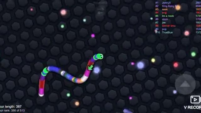 Маке играет в червяка // Игра змейка смотреть онлайн