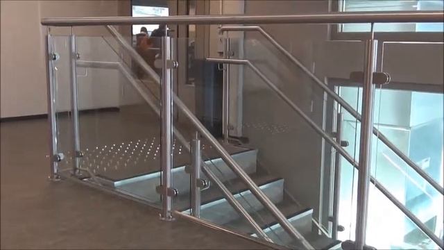 Internal stainless steel balustrades for laboratories building at the University of Stavanger. смотреть онлайн
