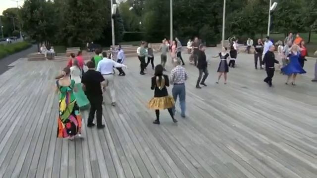 Вальс пожилых - Ирина Дрокова -ст,В,Полянина- муз,А,Карелин смотреть онлайн