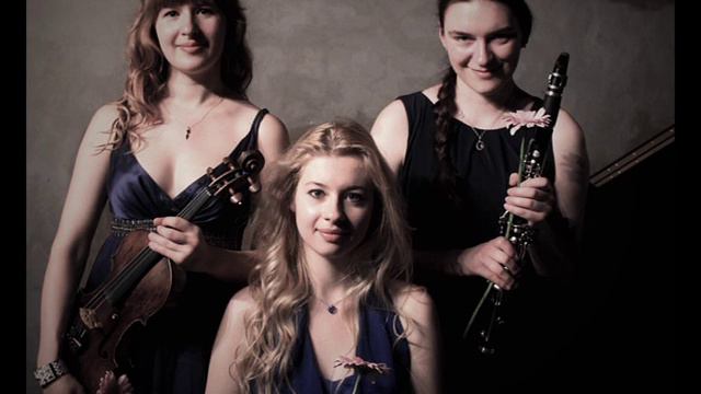 Aram Khachaturian - Trio for Clarinet, Violin and Piano (Mucha trio) смотреть онлайн