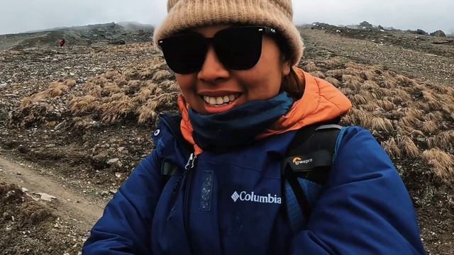 Annapurna Circuit Trek in NEPAL | Hiking to the Highest lake on EARTH смотреть онлайн