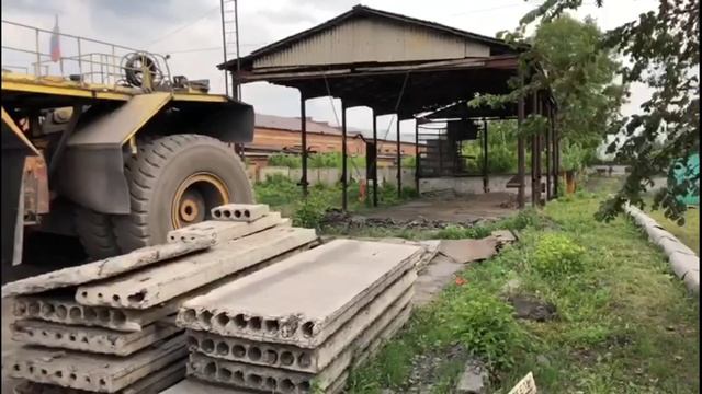 БелАЗ СНОСИТ НАВЕС! | Краснобродский разрез |  Кузбасс