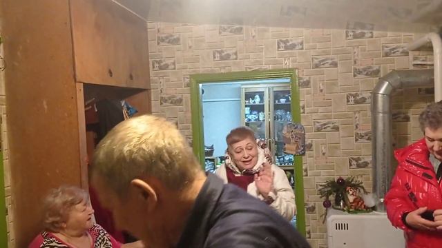 Самобытный ансамбль "Роговские кумушки"- Мы любим синие долины смотреть онлайн