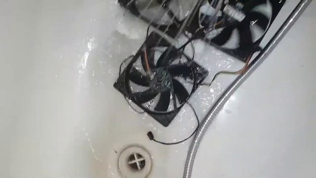 Как быстро и просто почистить компьютерные вентиляторы смотреть онлайн