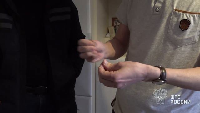 Сотрудники ФТС России раскрыли незаконный канал передачи сведений смотреть онлайн