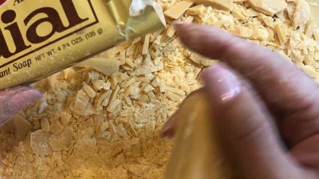 4 dial’s. Cutting dry soap ASMR / 4 мыла арабского dial. Режу мыло АСМР смотреть онлайн