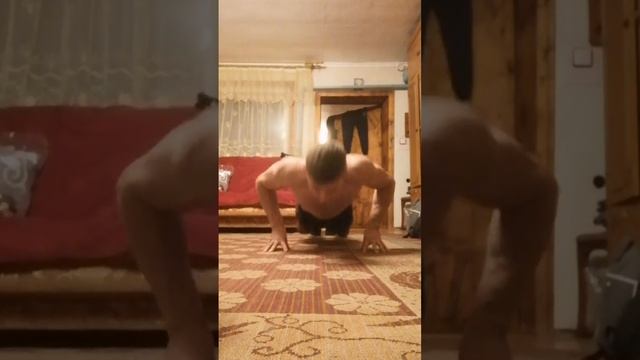 ОТЖИМАНИЯ ОТ ПОЛА 100 ПОВТОРЕНИЙ РАЗНОГО ВИДА 10/10/10/10/10/10/10/10/10/10 ЗА 1 ПОДХОД смотреть онлайн