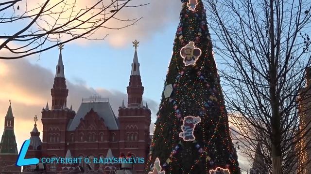 Новогодняя елка на Красной площади смотреть онлайн