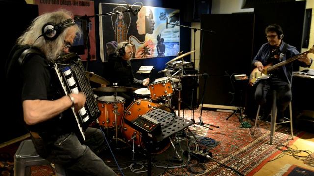 Tempi Moderni - by Aria Accordion Trio смотреть онлайн