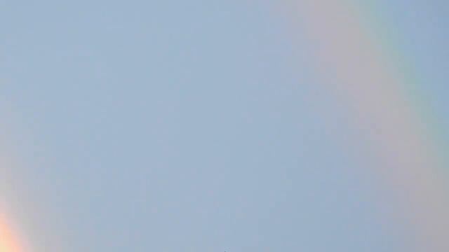 ДВОЙНАЯ РАДУГА - ЭТО ОЧЕНЬ РЕДКОЕ ЯВЛЕНИЕ, а за один день увидеть две радуги... смотреть онлайн