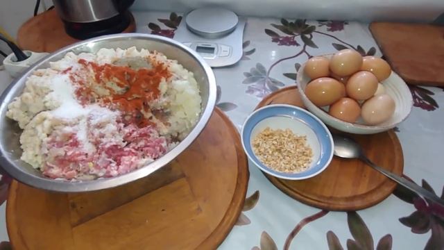 Приготувала 150 котлет зі свинячої голови // ЗАМОРОЗКА ПРОДУКТІВ . смотреть онлайн