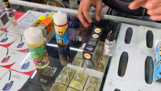Imported Vape Ki Sab Say Bari Wholesale Market In Faisalabad (Specially For Boys)|Container Shop смотреть онлайн