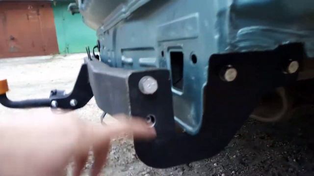 Как установить фаркоп на Кио Рио. 3.