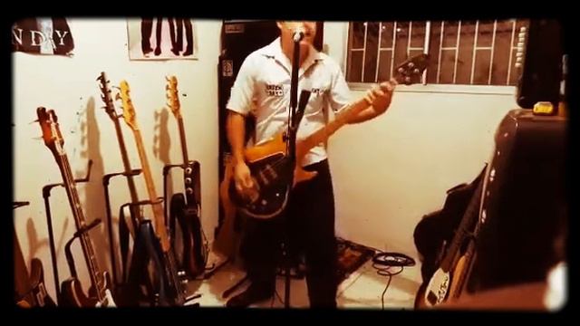Green Day geek stink breath bass cover смотреть онлайн