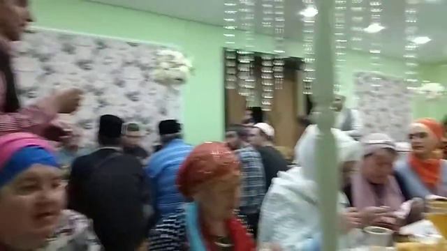 05.05.2021 В мечети "Энилэр". Ифтар. VID 20210505 201339 смотреть онлайн