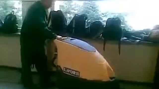 Lavor Pro SCL Compact Free Evo 50 - Поломоечная машина смотреть онлайн