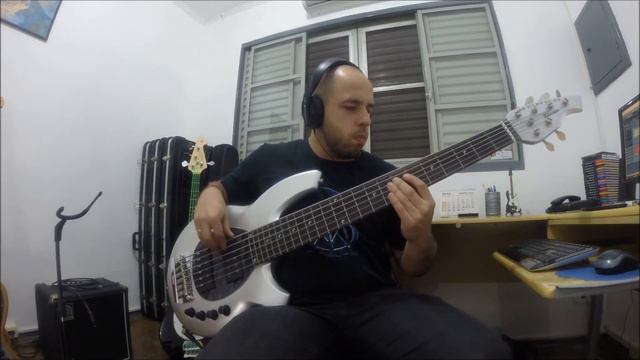 Master Of Puppets / Stranger Things / (Bass Cover) смотреть онлайн