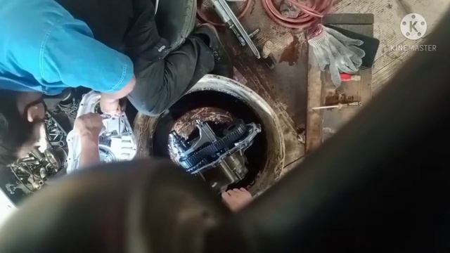 TRANSFER CASE FRONT DRIVESHAFT OIL SEAL смотреть онлайн