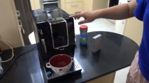Dreaming of Having a Cafe - Delonghi Dinamica ECAM 350.15 Unboxing