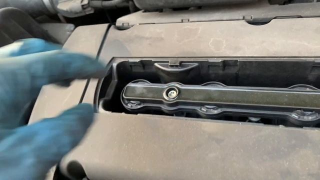 Vauxhall/Opel Zafira 1.6 (B) Oil - Oil Filter - Spark Plugs - Air Filter - Service Reset. смотреть онлайн