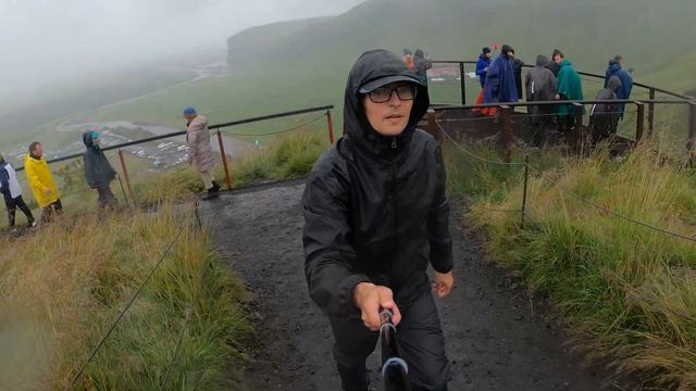 FLOKI Z SERIALU VIKINGS TU BYŁ Najsłynniejszy Wodospad! Musisz go zobaczyć! Skogafoss Islandia 4K смотреть онлайн