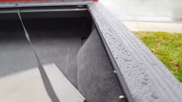 Roll-n-lock water test. смотреть онлайн