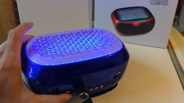 Портативная колонка speaker Q98 смотреть онлайн