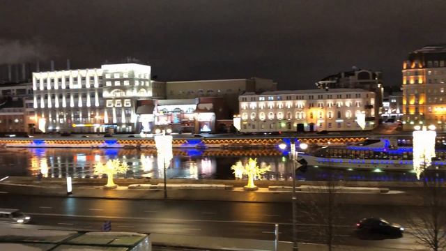 Парк Зарядье/Красная площадь смотреть онлайн