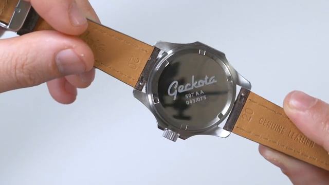 Geckota G-02 GMT Watch Review | aBlogtoWatch смотреть онлайн