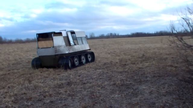 Могучий Гусеничный вездеход болотоход, первые покатушки\ Crawler swamp buggies, first test смотреть онлайн