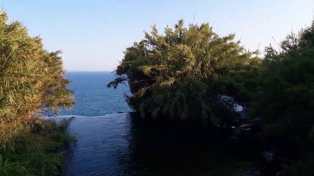 Анталия, нижний Дюденский водопад, высота 40 метров. смотреть онлайн