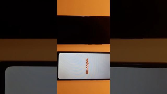 Чем отличается оригинал от подделки Samsung Galaxy S 22 Ultra. Включаем одновременно. смотреть онлайн