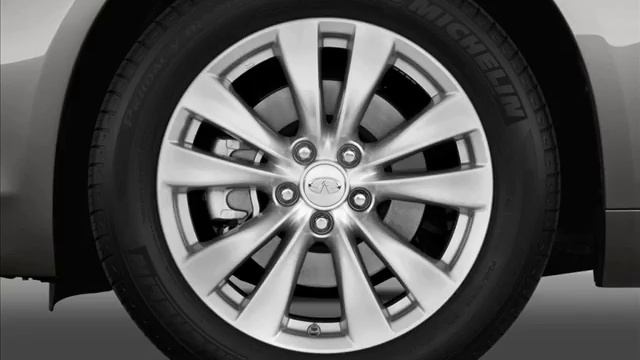 2013 Infiniti M смотреть онлайн