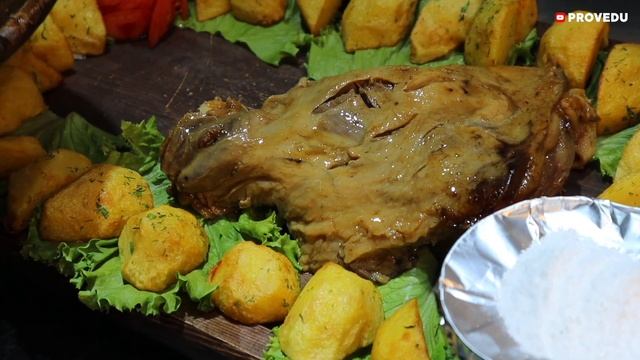 6 часов в казане! Лопатка барашка: сочно и мощно! #узбекистан #ташкент #Проведу смотреть онлайн