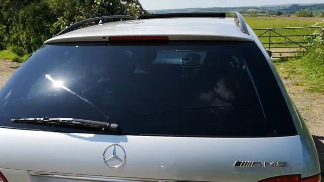 Mercedes-Benz E55 AMG Estate walkround W211 S211 2004 смотреть онлайн