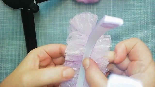 Новая моделька. Очень просто. Фатин и помпоны. смотреть онлайн