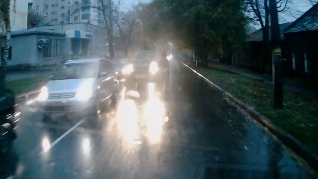 Пропусти, я же на встречке....