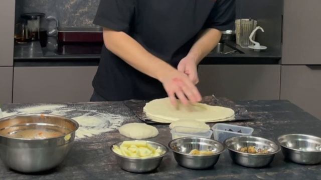 Итальянская пицца в домашних условиях. Готовим правильно в обычной духовке, как из печи. смотреть онлайн