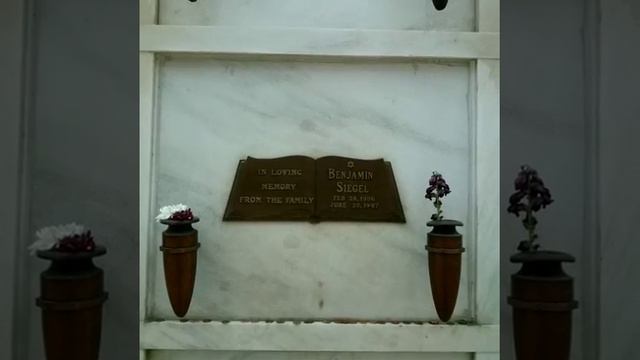 Benjamin Siegel - #2 - GraveTour.com - Take a famous grave tour! смотреть онлайн