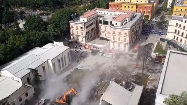 The Demolition of the Albanian National Theater смотреть онлайн