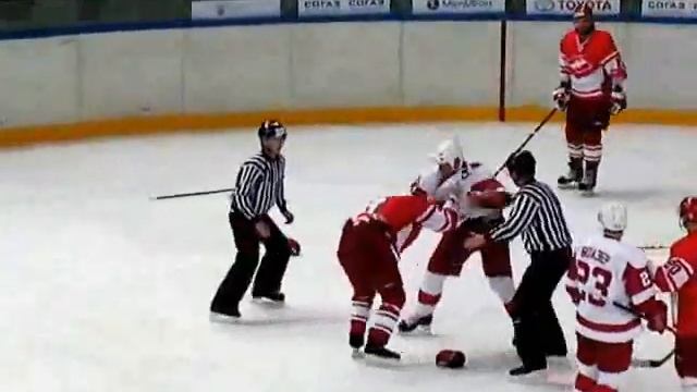 KHL Fight: Simon vs Baev смотреть онлайн