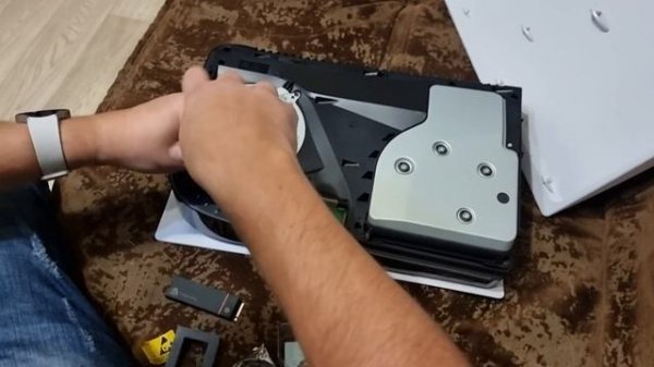 Добавляем SSD в PS5 на примере Seagate firecuda 530 PS5 SSD Upgrade installing SSD