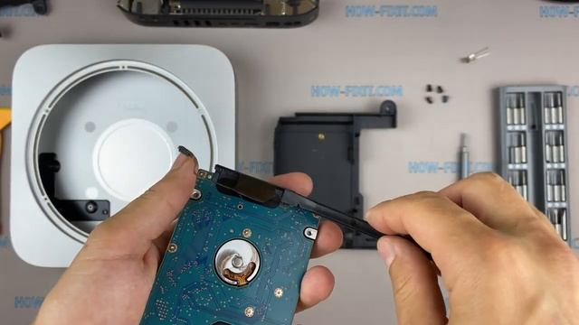 Apple Mac Mini 2014 (A1347) Upgrade and install SSD or Hard Drive replacement смотреть онлайн