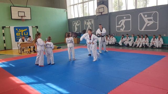 Сдача на жёлтый пояс Тхэквандо смотреть онлайн